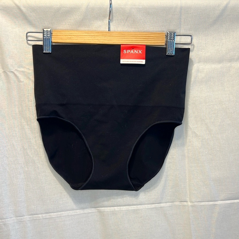 SPANX EcoCare Seamless Shaping Brief Size XL NWT